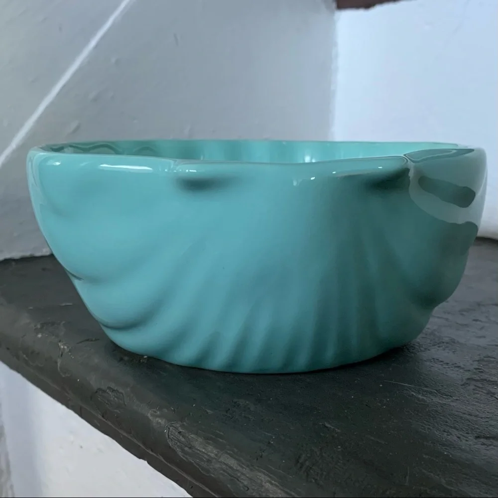 Rae Dunn ALOHA Bowl - Picture 4 of 9